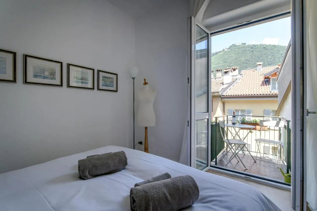 Como 14 - By House Of Travelers - Διαμέρισμα
